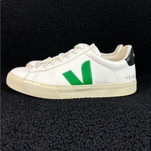 VEJA Leather Campo Men’s Sneakers, Size 9